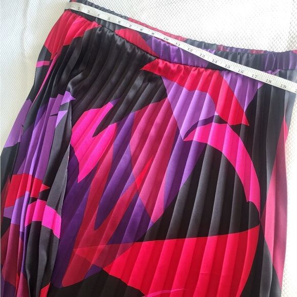 Nine West Red and Purple Midi A-Line Skirt - Picture 5 of 9